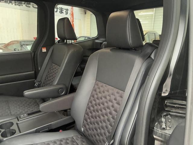 ヴォクシー ハイブリッドS-Z トヨタセーフティセンス☆トヨタチームメイト☆リモート付アドバンスドパーク☆10.5インチ純正ナビ☆フルセグTV☆BT☆USB☆全方位パノラマビューカメラ☆純正14型フリップダウン☆ハーフレザー☆(70枚目)