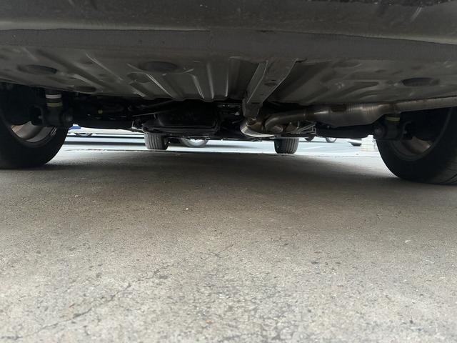 ヴォクシー ハイブリッドS-Z トヨタセーフティセンス☆トヨタチームメイト☆リモート付アドバンスドパーク☆10.5インチ純正ナビ☆フルセグTV☆BT☆USB☆全方位パノラマビューカメラ☆純正14型フリップダウン☆ハーフレザー☆(75枚目)