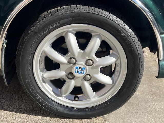 ミラジーノ１０００ Ｘ　走行８０００ＫＭ代☆純正オーディオ☆ウッドパネル☆ウッドコンピハンドル☆ミニライトスペシャル１４インチアルミホイール☆レザーシート☆フォグ☆メッキパーツ☆電格ミラー☆キーレスキー☆１０００ＣＣジーノ☆（62枚目）