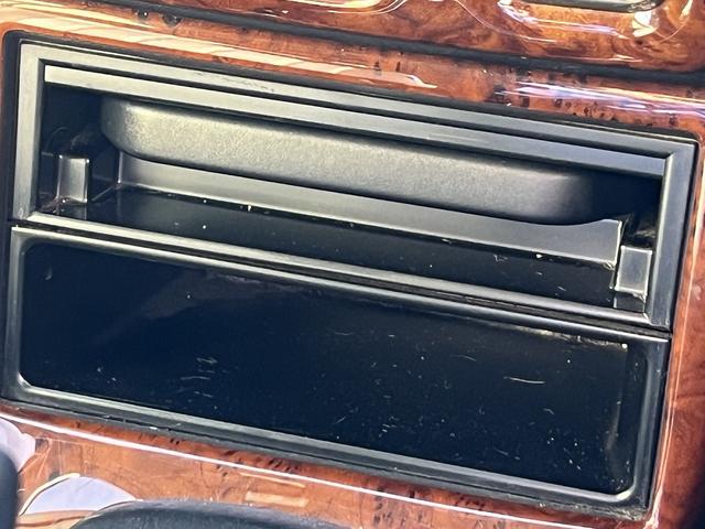 ミラジーノ１０００ Ｘ　走行８０００ＫＭ代☆純正オーディオ☆ウッドパネル☆ウッドコンピハンドル☆ミニライトスペシャル１４インチアルミホイール☆レザーシート☆フォグ☆メッキパーツ☆電格ミラー☆キーレスキー☆１０００ＣＣジーノ☆（79枚目）