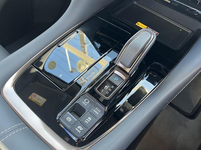 アルファードハイブリッド Z 4WD☆トヨタチームメイト☆アドバンスドパーク【リモート付】・ドライブ☆14インチDPO☆透視全方位カメラ☆HUD☆タッチトレーサーオペレーション☆デジタルインナーミラー☆13型後席モニター☆ドラレコ(35枚目)