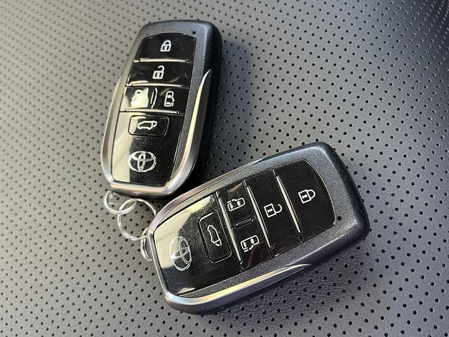 アルファードハイブリッド Z 4WD☆トヨタチームメイト☆アドバンスドパーク【リモート付】・ドライブ☆14インチDPO☆透視全方位カメラ☆HUD☆タッチトレーサーオペレーション☆デジタルインナーミラー☆13型後席モニター☆ドラレコ(80枚目)