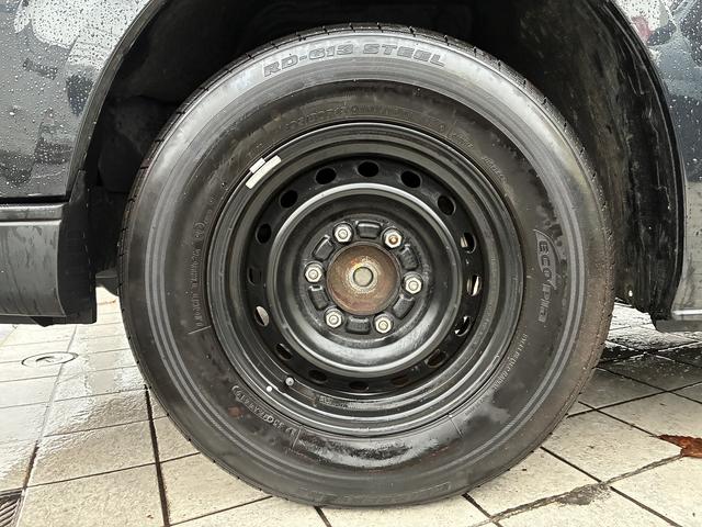 ハイエースバン ロングＤＸ　５型！トヨタ車体リフト付バン！パワーリフト２６０ＫＧ！純正メモリーナビ！地デジＴＶ！バックカメラ！ＡＵＸ！ＢＴ！トヨタセーフティセンス！レーンキーピングアシスト！オートハイビーム！ＡＣ１００Ｖ電源！（18枚目）