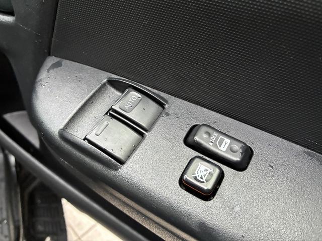 ハイエースバン ロングＤＸ　５型！トヨタ車体リフト付バン！パワーリフト２６０ＫＧ！純正メモリーナビ！地デジＴＶ！バックカメラ！ＡＵＸ！ＢＴ！トヨタセーフティセンス！レーンキーピングアシスト！オートハイビーム！ＡＣ１００Ｖ電源！（21枚目）