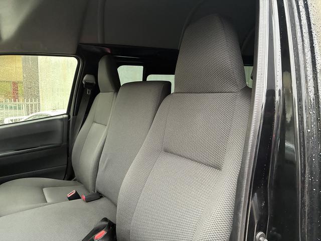 ハイエースバン ロングＤＸ　５型！トヨタ車体リフト付バン！パワーリフト２６０ＫＧ！純正メモリーナビ！地デジＴＶ！バックカメラ！ＡＵＸ！ＢＴ！トヨタセーフティセンス！レーンキーピングアシスト！オートハイビーム！ＡＣ１００Ｖ電源！（65枚目）