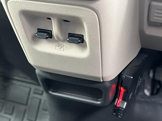 Ｎ－ＶＡＮ ｅ： ｅ：　ファン　８インチＧａｔｈｅｒｓナビ☆フルセグＴＶ☆ＢＴ☆ＵＳＢ☆バックカメラ☆ＯＰナビ接続前後車内３カメラドラレコ☆ＨＯＮＤＡ　ＳＥＮＳＩＮＧ☆ＨＯＮＤＡ　ＴＯＴＡＬ　ＣＡＲＥ☆シートヒーター☆急速充電ポート（36枚目）