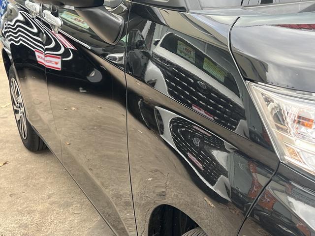 トール カスタムＧ　リミテッド　ＳＡＩＩＩ　８インチナビ☆フルセグＴＶ☆ＵＳＢ☆ＢＴ☆全方位カメラ☆前席シートヒーター☆両側パワースライドドア☆後席サンシェード☆左右シートバックテーブル☆ＥＴＣ☆ステアリングリモコン☆革巻きステア☆（14枚目）