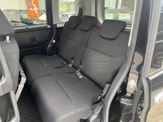 トール カスタムＧ　リミテッド　ＳＡＩＩＩ　８インチナビ☆フルセグＴＶ☆ＵＳＢ☆ＢＴ☆全方位カメラ☆前席シートヒーター☆両側パワースライドドア☆後席サンシェード☆左右シートバックテーブル☆ＥＴＣ☆ステアリングリモコン☆革巻きステア☆（49枚目）