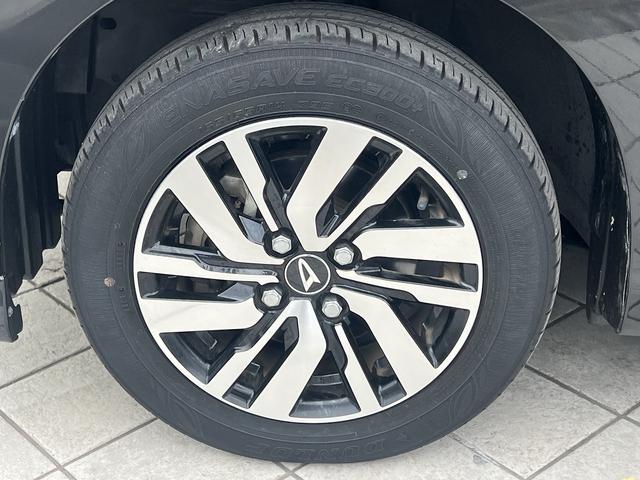 トール カスタムＧ　リミテッド　ＳＡＩＩＩ　８インチナビ☆フルセグＴＶ☆ＵＳＢ☆ＢＴ☆全方位カメラ☆前席シートヒーター☆両側パワースライドドア☆後席サンシェード☆左右シートバックテーブル☆ＥＴＣ☆ステアリングリモコン☆革巻きステア☆（67枚目）