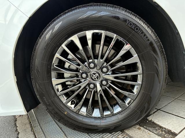 アルファードハイブリッド エグゼクティブラウンジ　４ＷＤ☆リモート付アドバンスドパーク・ドライブ☆１４インチナビ・後席モニター☆アラウンドビュー☆ＨＵＤ☆タッチトレーサーオペレーション☆後席マルチオペレーションパネル☆ユニバーサルステップ☆ドラレコ☆（14枚目）