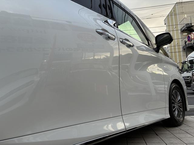 アルファードハイブリッド エグゼクティブラウンジ　４ＷＤ☆リモート付アドバンスドパーク・ドライブ☆１４インチナビ・後席モニター☆アラウンドビュー☆ＨＵＤ☆タッチトレーサーオペレーション☆後席マルチオペレーションパネル☆ユニバーサルステップ☆ドラレコ☆（17枚目）