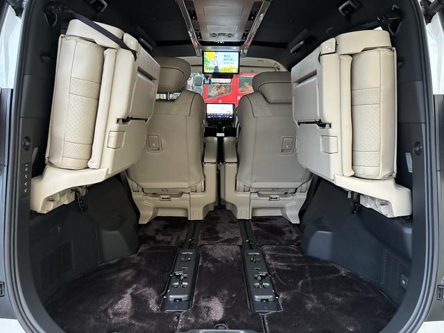 アルファードハイブリッド エグゼクティブラウンジ　４ＷＤ☆リモート付アドバンスドパーク・ドライブ☆１４インチナビ・後席モニター☆アラウンドビュー☆ＨＵＤ☆タッチトレーサーオペレーション☆後席マルチオペレーションパネル☆ユニバーサルステップ☆ドラレコ☆（68枚目）