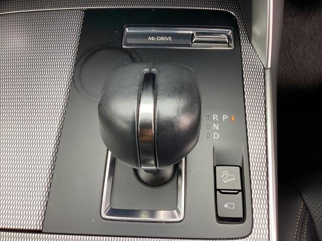ＣＸ－６０ ３．３　ＸＤハイブリッド　エクスクルーシブ　スポーツ　ディー　３６０°モニター　レーダークルーズ　ＢＯＳＥスピーカー　２０インチアルミ　２カメラドライブレコーダー　黒本革シート　ベンチレーション　パーキングセンサー　パワーリフトゲート　レーンアシスト　ワンオーナ（21枚目）