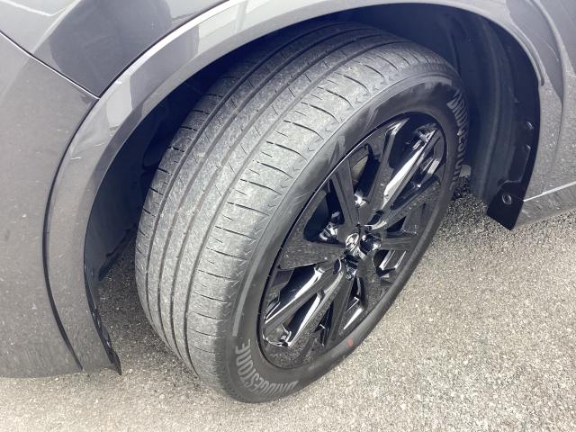 ＣＸ－６０ ３．３　ＸＤハイブリッド　エクスクルーシブ　スポーツ　ディー　３６０°モニター　レーダークルーズ　ＢＯＳＥスピーカー　２０インチアルミ　２カメラドライブレコーダー　黒本革シート　ベンチレーション　パーキングセンサー　パワーリフトゲート　レーンアシスト　ワンオーナ（33枚目）