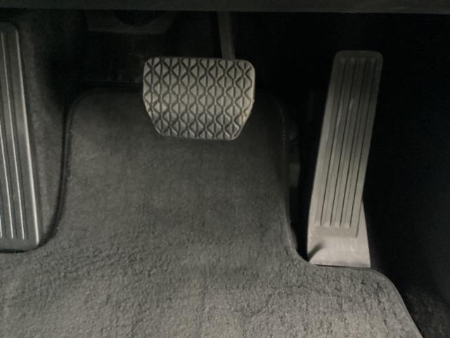 MAZDA3ファストバック 2.0 20S プロアクティブ ツーリング セレクション 2WD 360°モニター レーダークルーズ BOSEスピーカー 2カメラドライブレコーダー 黒本革シート シートヒーター 運転席電動シート 18インチアルミ LEDヘッドライト パーキングセンサー(34枚目)