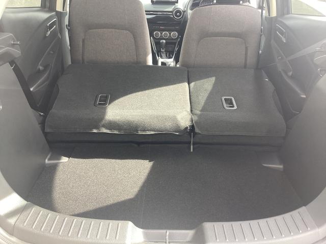 MAZDA2 1.5 15BD i セレクション 2WD 360°モニター LEDヘッドライト ウインカーミラー オートライト パーキングセンサー 15インチフルホイールキャップ (12枚目)