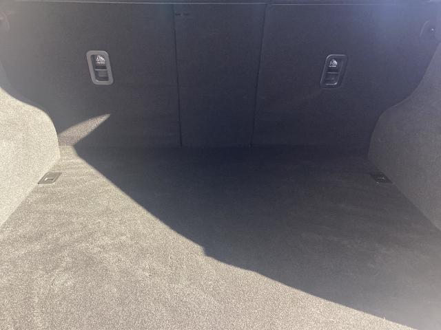 CX-5 2.2 XD プロアクティブ ディーゼルターボ 4WD 360°モニター レーダークルーズ 17インチアルミ 運転席電動シート 前席シートヒーター アクリルバイザー パドルシフト パーキングセンサー パワーリフトゲート アラウンドヴューモニター PWシート(11枚目)