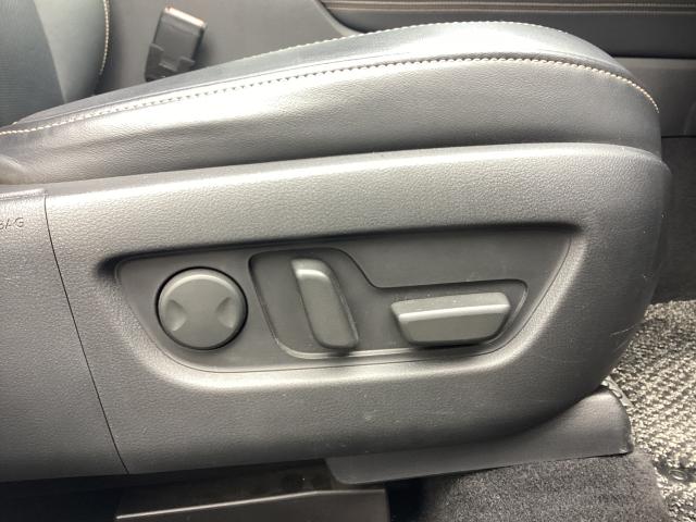 ＣＸ－６０ ３．３　ＸＤハイブリッド　エクスクルーシブ　スポーツ　ディー　３６０°モニター　レーダークルーズ　黒本革シート　ＢＯＳＥスピーカー　パノラマサンルーフ　２０インチアルミ　２カメラドラレコ　ベンチレーション　シートヒーター　前席電動シート　パワーリフトゲート　パー（8枚目）