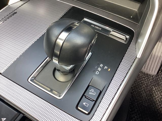 ＣＸ－６０ ３．３　ＸＤハイブリッド　エクスクルーシブ　スポーツ　ディー　３６０°モニター　レーダークルーズ　黒本革シート　ＢＯＳＥスピーカー　パノラマサンルーフ　２０インチアルミ　２カメラドラレコ　ベンチレーション　シートヒーター　前席電動シート　パワーリフトゲート　パー（21枚目）