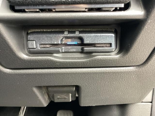 ＣＸ－６０ ３．３　ＸＤハイブリッド　エクスクルーシブ　スポーツ　ディー　３６０°モニター　レーダークルーズ　黒本革シート　ＢＯＳＥスピーカー　パノラマサンルーフ　２０インチアルミ　２カメラドラレコ　ベンチレーション　シートヒーター　前席電動シート　パワーリフトゲート　パー（24枚目）