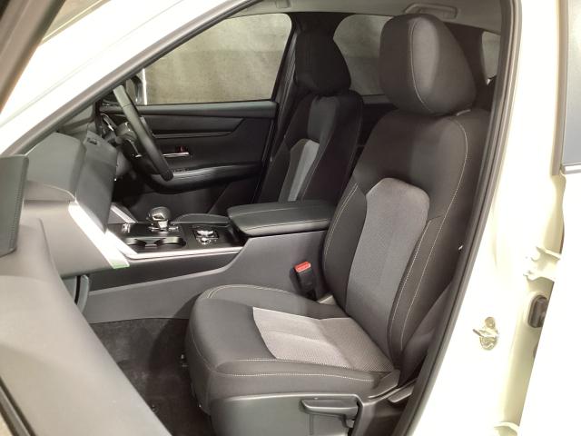 CX-60 XD SP 4WD セーフティ&シースルービューパッケージ デモアップ車 360°モニター レーダークルーズ 20インチアルミ シートヒーター 運転席電動シート 脇見・眠気警報 (9枚目)