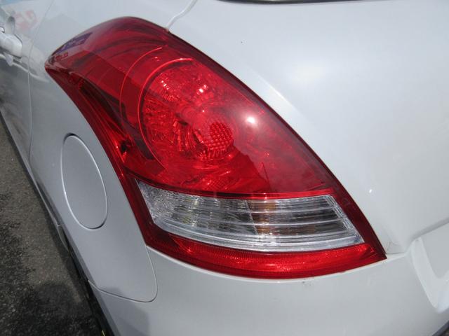 ベースグレード ディスチャージヘッドランプ装着車 禁煙車 USB接続 CD HID 横滑り防止装置 スマートキー プッシュスタート エアロ リアスポイラー ZC33純正17インチAW タイミングチェーン(60枚目)