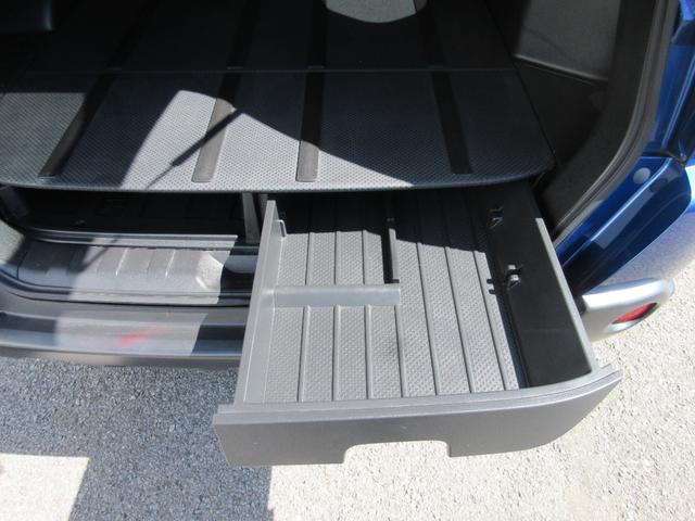 20X 4WD 禁煙車 USB接続 CD レザーシート 横滑り防止装置 オートライト キーレス 純正17インチAW タイミングチェーン(43枚目)