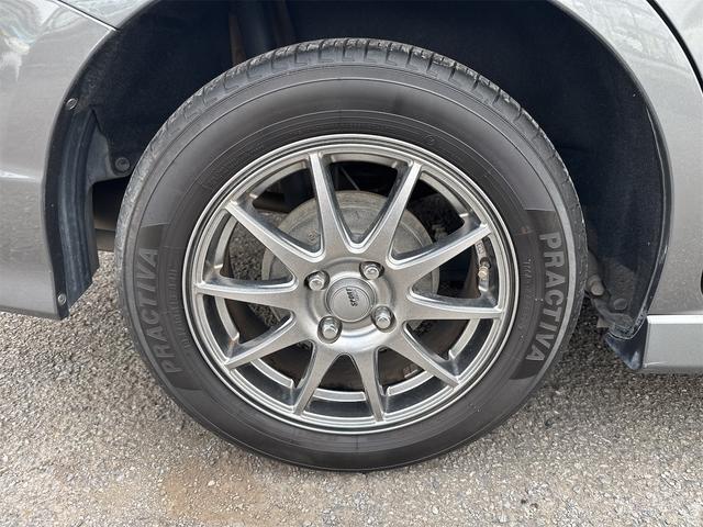 フィットシャトルハイブリッド ハイブリッド・ナビプレミアムセレクション　禁煙車　ＨＤＤナビ　バックカメラ　ワンセグ　ＤＶＤ　ハーフレザーシート　ＨＩＤ　ＥＴＣ　クルーズコントロール　横滑り防止装置　スマートキー　社外１５インチＡＷ　タイミングチェーン（66枚目）