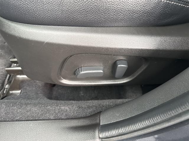 フォレスター 2.0XT アイサイト ドライブレコーダー SDナビ バックカメラ フルセグ Bluetooth DVD HID ETC デイライト ハーフレザーシート パワーシート シートヒーター プッシュスタート タイミングチェーン(32枚目)