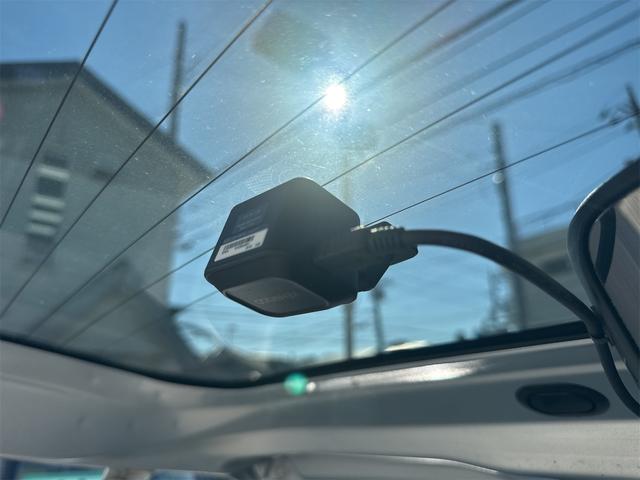 Ｎ－ＢＯＸ Ｇ　ターボＳＳパッケージ　禁煙車　前後ドライブレコーダー　ＳＤナビ　バックカメラ　ＣＤ　両側パワースライドドア　ＨＩＤ　ＥＴＣ　クルーズコントロール　横滑り防止装置　ステリングシフトスイッチ　純正１４ＡＷ　タイミングチェーン（29枚目）