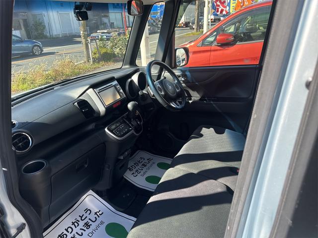 Ｎ－ＢＯＸ Ｇ　ターボＳＳパッケージ　禁煙車　前後ドライブレコーダー　ＳＤナビ　バックカメラ　ＣＤ　両側パワースライドドア　ＨＩＤ　ＥＴＣ　クルーズコントロール　横滑り防止装置　ステリングシフトスイッチ　純正１４ＡＷ　タイミングチェーン（30枚目）