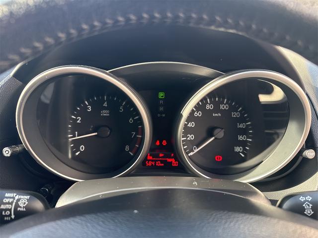 厳選に仕入れた車両は、当社専門スタッフが隅々までチェックを行い、車両の安全を確認いたします。不具合のあるものは、確りと整備を行い納車を致します！フリーダイヤル：００７８ー６０４２ー０３２４