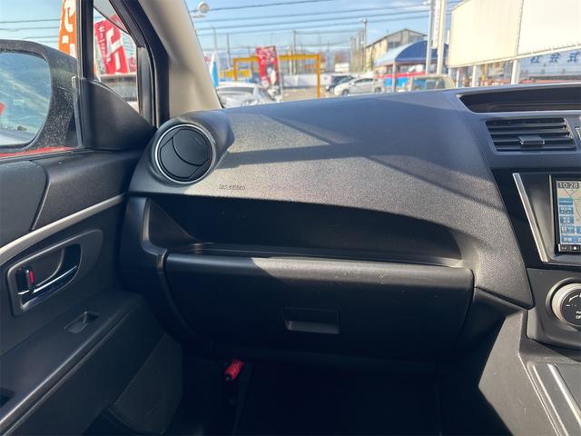 当社は、お客様によりお買い得な車両をご提供するため、経験の豊富な専門スタッフが、数あるオートオークションのなかから厳選した車両のみを仕入れしております！フリーダイヤル：００７８ー６０４２ー０３２４