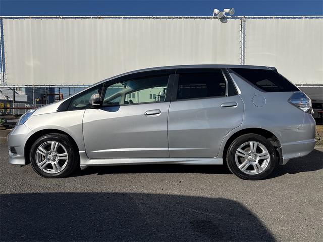 フィットシャトルハイブリッド ハイブリッド・スマートセレクション 禁煙車 USB接続 CD ハーフレザーシート HID ETC スマートキー 横滑り防止装置 社外15インチAW タイミングチェーン(52枚目)