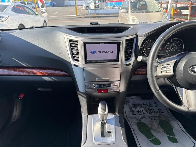 レガシィツーリングワゴン ２．５ｉアイサイト　４ＷＤ　禁煙車　ＨＤＤナビ　バックカメラ　Ｂｌｕｅｔｏｏｔｈ　ＤＶＤ　ＨＩＤ　ＥＴＣ　パワーシート　クルーズコントロール　横滑り防止装置　プッシュスタート　スマートキー　純正１８インチＡＷ　ＭＴモード（10枚目）