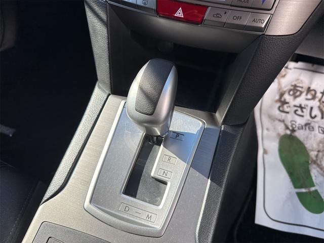 レガシィツーリングワゴン ２．５ｉアイサイト　４ＷＤ　禁煙車　ＨＤＤナビ　バックカメラ　Ｂｌｕｅｔｏｏｔｈ　ＤＶＤ　ＨＩＤ　ＥＴＣ　パワーシート　クルーズコントロール　横滑り防止装置　プッシュスタート　スマートキー　純正１８インチＡＷ　ＭＴモード（16枚目）