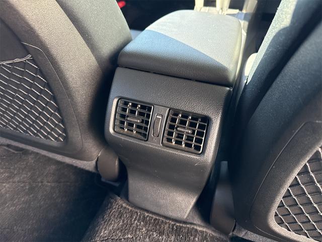 レガシィツーリングワゴン ２．５ｉアイサイト　４ＷＤ　禁煙車　ＨＤＤナビ　バックカメラ　Ｂｌｕｅｔｏｏｔｈ　ＤＶＤ　ＨＩＤ　ＥＴＣ　パワーシート　クルーズコントロール　横滑り防止装置　プッシュスタート　スマートキー　純正１８インチＡＷ　ＭＴモード（27枚目）