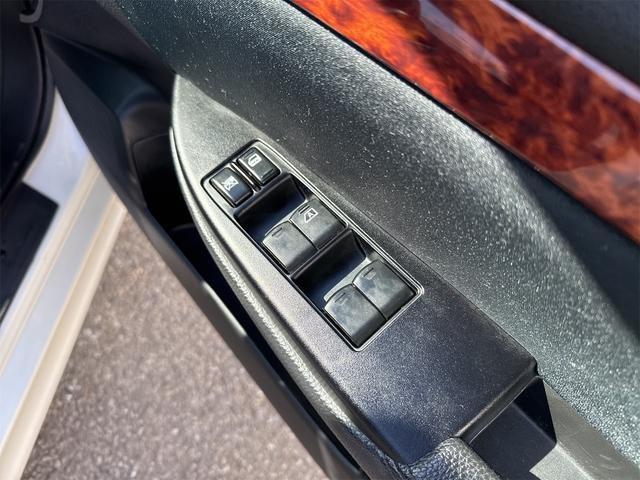 レガシィツーリングワゴン ２．５ｉアイサイト　４ＷＤ　禁煙車　ＨＤＤナビ　バックカメラ　Ｂｌｕｅｔｏｏｔｈ　ＤＶＤ　ＨＩＤ　ＥＴＣ　パワーシート　クルーズコントロール　横滑り防止装置　プッシュスタート　スマートキー　純正１８インチＡＷ　ＭＴモード（29枚目）