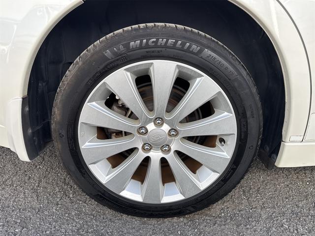 レガシィツーリングワゴン ２．５ｉアイサイト　４ＷＤ　禁煙車　ＨＤＤナビ　バックカメラ　Ｂｌｕｅｔｏｏｔｈ　ＤＶＤ　ＨＩＤ　ＥＴＣ　パワーシート　クルーズコントロール　横滑り防止装置　プッシュスタート　スマートキー　純正１８インチＡＷ　ＭＴモード（70枚目）