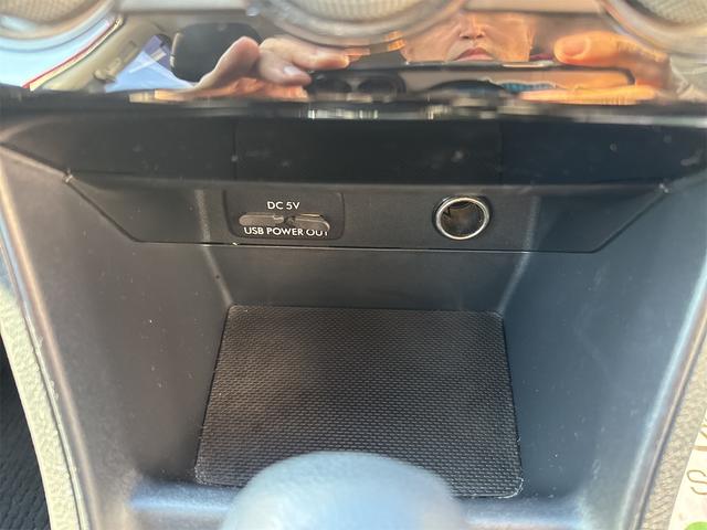 インプレッサスポーツ 2.0iアイサイト プラウドエディション 4WD 後期型 禁煙車 メモリーナビ バックカメラ フルセグBluetooth DVD パワーシート プッシュスタート スマートキー クルーズコントロール 横滑り防止装置 純正AW タイミングチェーン(17枚目)