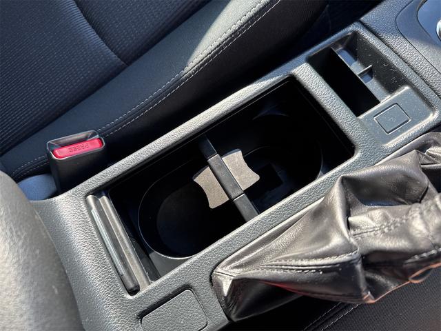 インプレッサスポーツ 2.0iアイサイト プラウドエディション 4WD 後期型 禁煙車 メモリーナビ バックカメラ フルセグBluetooth DVD パワーシート プッシュスタート スマートキー クルーズコントロール 横滑り防止装置 純正AW タイミングチェーン(24枚目)