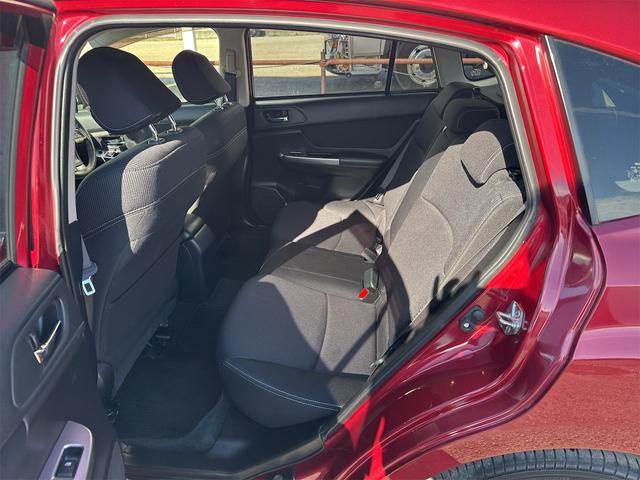 インプレッサスポーツ 2.0iアイサイト プラウドエディション 4WD 後期型 禁煙車 メモリーナビ バックカメラ フルセグBluetooth DVD パワーシート プッシュスタート スマートキー クルーズコントロール 横滑り防止装置 純正AW タイミングチェーン(34枚目)