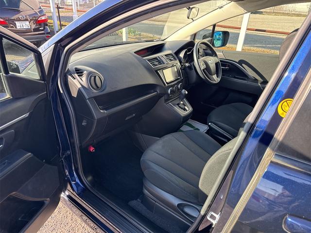 プレマシー ２０Ｓ－スカイアクティブ　禁煙車　メモリーナビ　バックカメラ　フルセグ　Ｂｌｕｅｔｏｏｔｈ接続　ＤＶＤ　両側パワースライドドア　ＨＩＤ　ＥＴＣ　アドバンストキー　横滑り防止装置　ＭＴモード　純正１５ＡＷ　タイミングチェーン（26枚目）