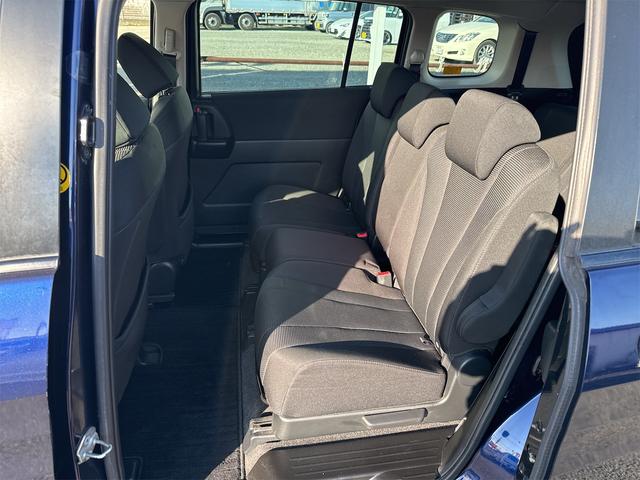 プレマシー ２０Ｓ－スカイアクティブ　禁煙車　メモリーナビ　バックカメラ　フルセグ　Ｂｌｕｅｔｏｏｔｈ接続　ＤＶＤ　両側パワースライドドア　ＨＩＤ　ＥＴＣ　アドバンストキー　横滑り防止装置　ＭＴモード　純正１５ＡＷ　タイミングチェーン（30枚目）