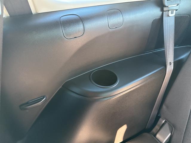 プレマシー ２０Ｓ－スカイアクティブ　禁煙車　メモリーナビ　バックカメラ　フルセグ　Ｂｌｕｅｔｏｏｔｈ接続　ＤＶＤ　両側パワースライドドア　ＨＩＤ　ＥＴＣ　アドバンストキー　横滑り防止装置　ＭＴモード　純正１５ＡＷ　タイミングチェーン（42枚目）