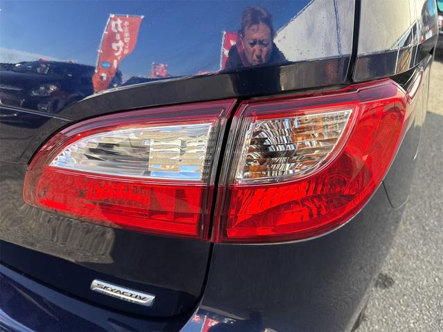 プレマシー ２０Ｓ－スカイアクティブ　禁煙車　メモリーナビ　バックカメラ　フルセグ　Ｂｌｕｅｔｏｏｔｈ接続　ＤＶＤ　両側パワースライドドア　ＨＩＤ　ＥＴＣ　アドバンストキー　横滑り防止装置　ＭＴモード　純正１５ＡＷ　タイミングチェーン（63枚目）