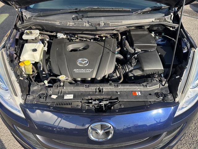 プレマシー ２０Ｓ－スカイアクティブ　禁煙車　メモリーナビ　バックカメラ　フルセグ　Ｂｌｕｅｔｏｏｔｈ接続　ＤＶＤ　両側パワースライドドア　ＨＩＤ　ＥＴＣ　アドバンストキー　横滑り防止装置　ＭＴモード　純正１５ＡＷ　タイミングチェーン（71枚目）