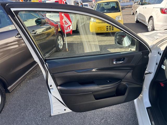 レガシィツーリングワゴン ２．５ｉ　Ｂスポーツアイサイト　Ｇパッケージ　４ＷＤ　禁煙車　メモリーナビ　バックカメラ　フルセグ　Ｂｌｕｅｔｏｏｔｈ　ＤＶＤ　ハーフレザーシート　パワーシート　ＨＩＤ　ＥＴＣ　クルーズコントロール　横滑防止装置　スマートキー　タイミングチェーン（33枚目）