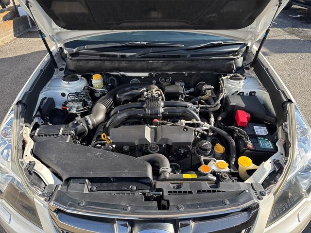 レガシィツーリングワゴン ２．５ｉ　Ｂスポーツアイサイト　Ｇパッケージ　４ＷＤ　禁煙車　メモリーナビ　バックカメラ　フルセグ　Ｂｌｕｅｔｏｏｔｈ　ＤＶＤ　ハーフレザーシート　パワーシート　ＨＩＤ　ＥＴＣ　クルーズコントロール　横滑防止装置　スマートキー　タイミングチェーン（77枚目）