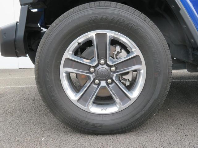 サハラ 認定中古車保証 弊社元デモカー 18インチアルミホイール 障害物センサー アダクティブクルーズコントロール レザーシート シートヒーター AppleCarPlay AndroidAuto(24枚目)